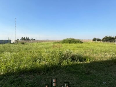 Se Vende o Alquila Galpón de 600 M2 sobre Autopista
