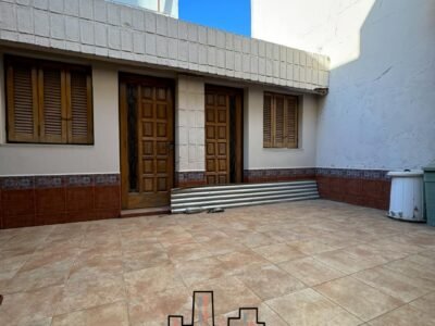 Se Vende Casa De 3 Dormitorios en Zona Céntrica