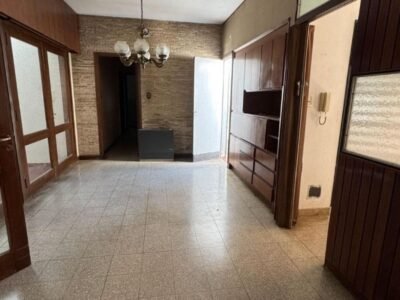 Se Vende Casa de 3 Dormitorios con Quincho y Pileta en Zona Céntrica