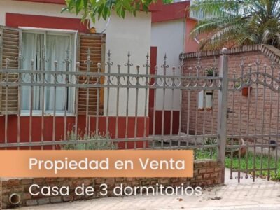 Se Vende Casa de 3 Dormitorios con Quincho y Pileta en Barrio Villa Argentina