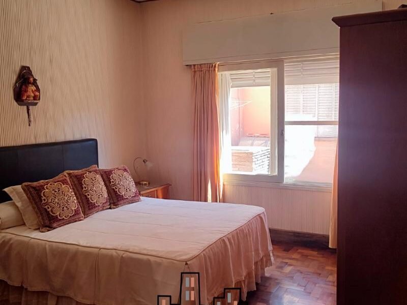 Se Vende Casa de 2 Dormitorios con Garage y Patio
