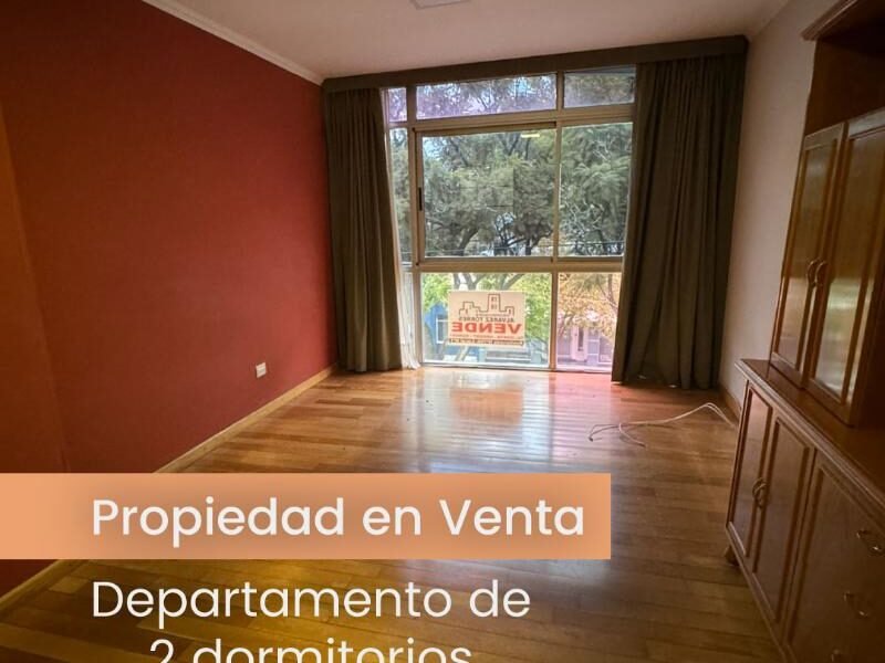 Se Vende Departamento de dos Dormitorios en Pleno Centro con Cochera