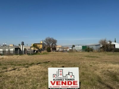 Se Vende Amplio Terreno en Barrio Villa Argentina