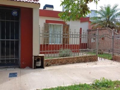 Se Vende Casa de 3 Dormitorios en Barrio Villa Argentina