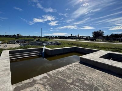 Se Vende Amplio Lote con Construcción Avanzada en Loteo APR