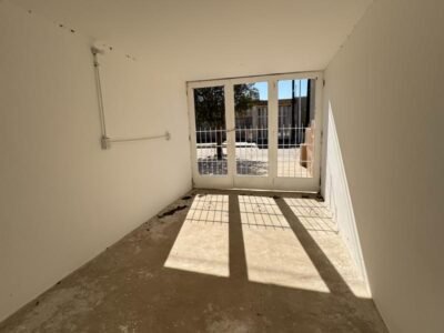 Se Vende Casa Remodelada de dos Dormitorios en Barrio Noroeste