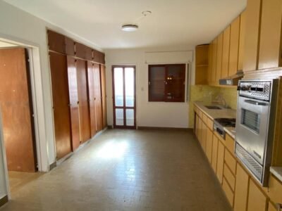 Se vende Espectacular Casa de 5 Dormitorios en Zona Céntrica