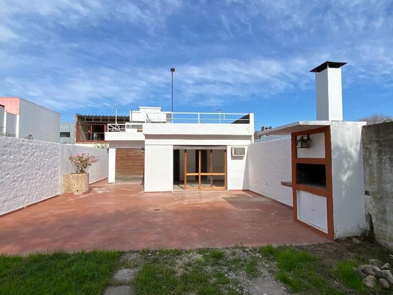 Se vende Espectacular Casa de 5 Dormitorios en Zona Céntrica