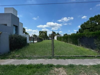 Se Vende Amplio Terreno en Barrio El Panal