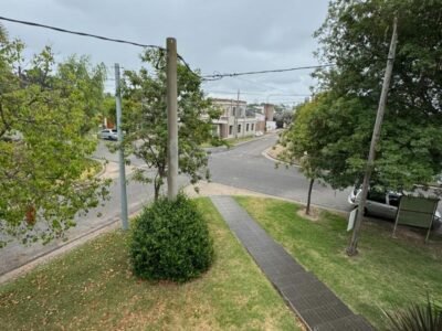 Se Vende Espectacular Casa de 3 Dormitorios con Amplio Patio, Quincho-Sum y Pileta