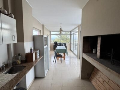 Se Vende Duplex en Zona Centro