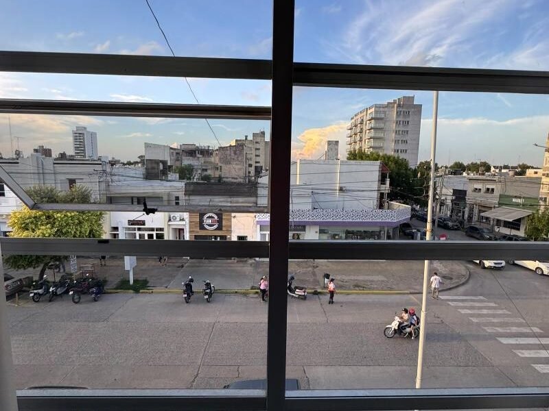 Se Alquilan Oficinas Comerciales en el Centro de la Ciudad