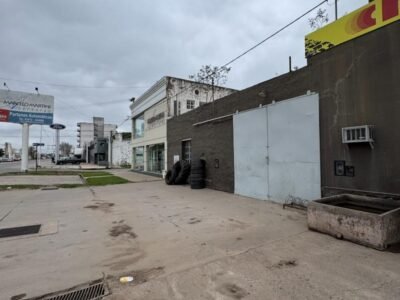Se Vende Galpón sobre Ruta 9 con Departamento sobre Calle Alvear