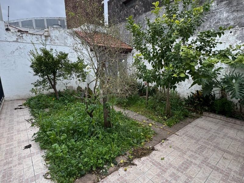 Se Vende Casa de 3 Dormitorios en Barrio Residencial