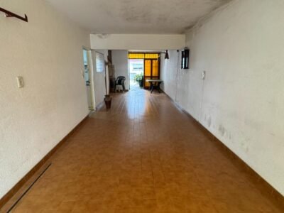 Se Vende Casa de 3 Dormitorios en Barrio Residencial